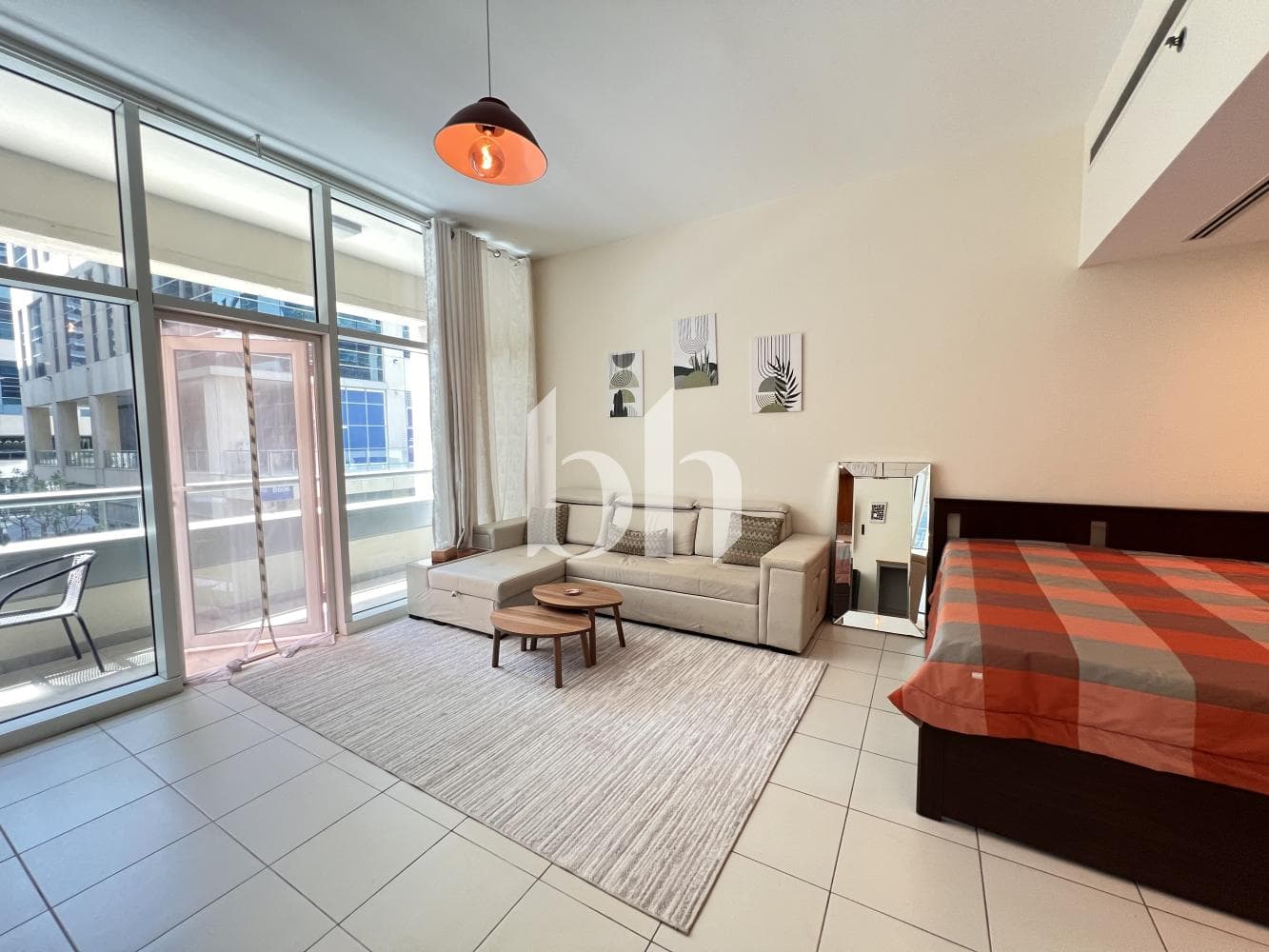 Studio Apartment in Bay Square Building 9 - photo 2