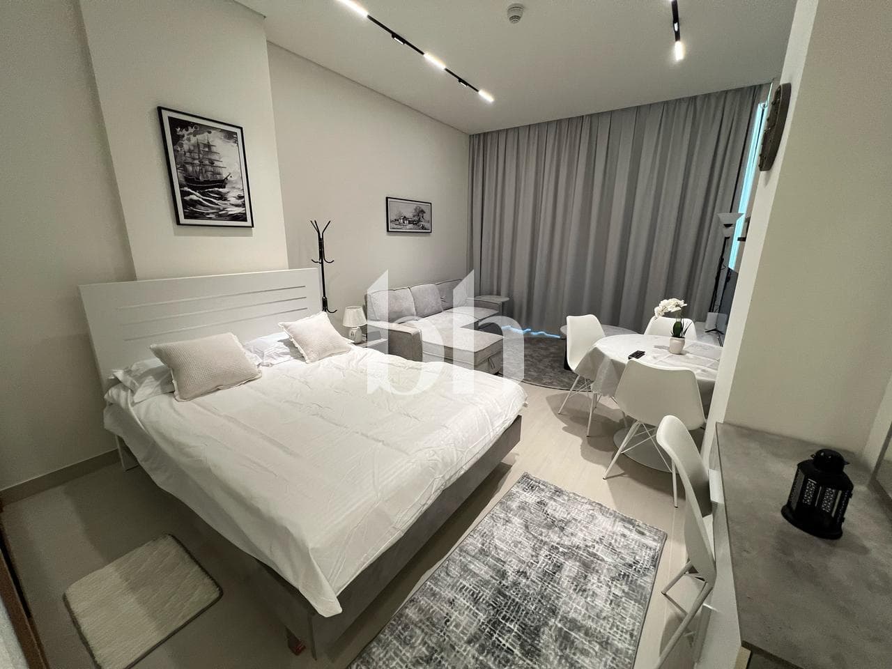 Studio Apartment in Trillionaire Residences - photo 2