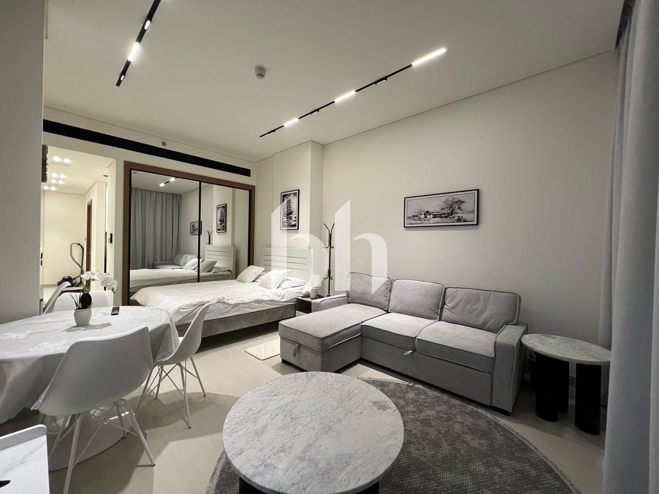 Studio Apartment in Trillionaire Residences