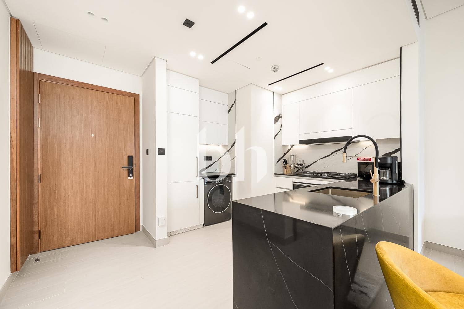 2 Bedroom Apartment in Trillionaire Residences - photo 1