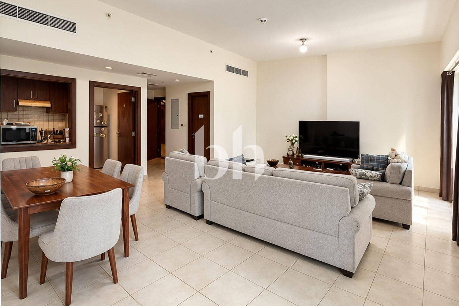 2 Bedroom Apartment in Executive Tower M - photo 1
