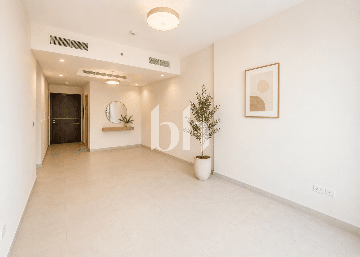 2 Bedroom Apartment in The Bay - photo 1