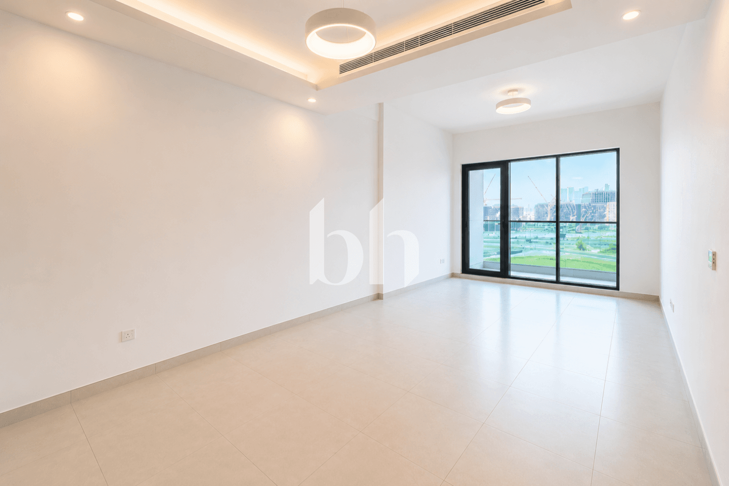 2 Bedroom Apartment in The Bay