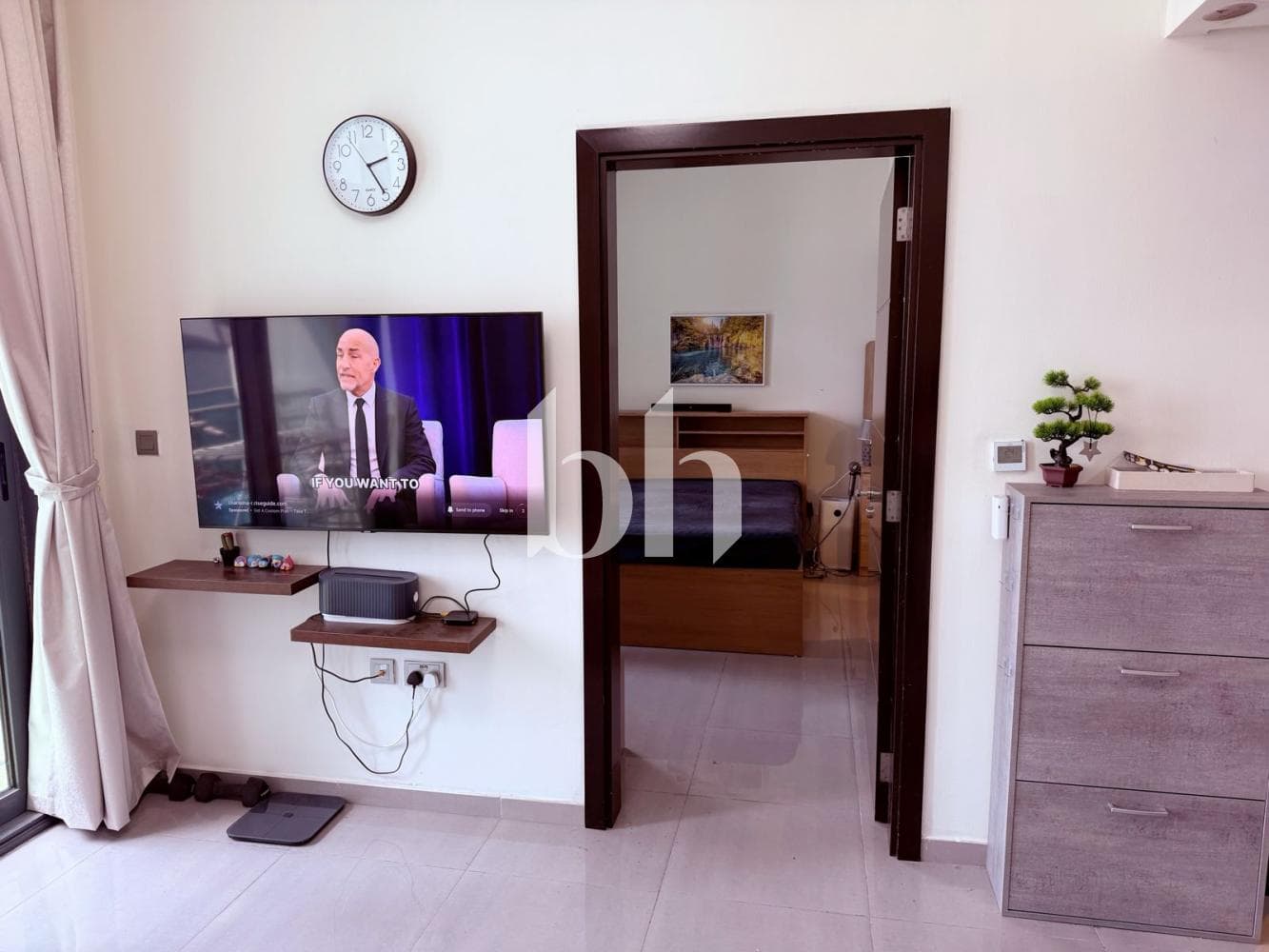 1 Bedroom Apartment in Merano Tower - photo 2