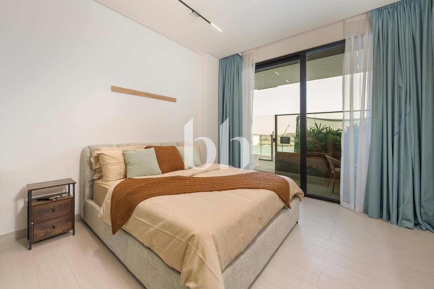 Studio Apartment in Trillionaire Residences - photo 2