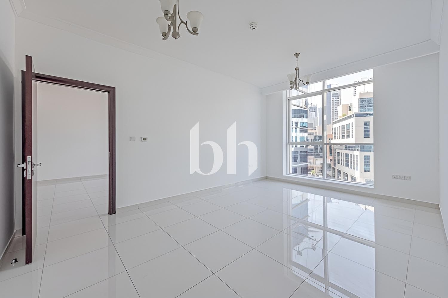 1 Bedroom Apartment in Majestic Tower
