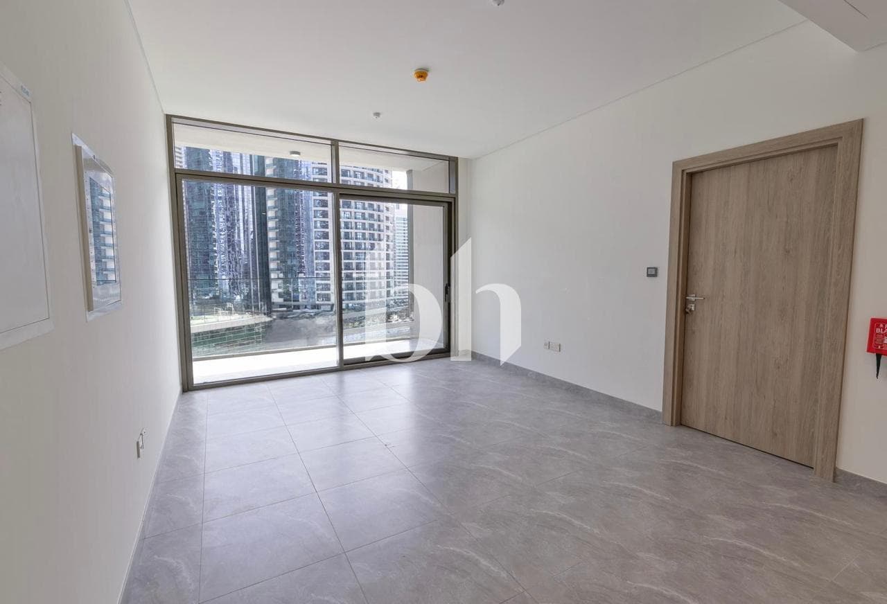 1 Bedroom Apartment in Peninsula Two