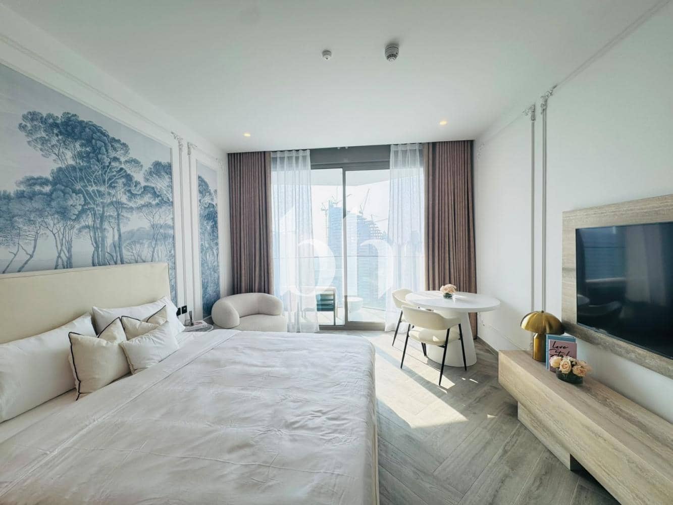 Studio Apartment in Peninsula Three