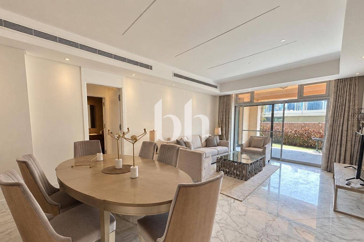 2 Bedroom Apartment in Tajer Residences
