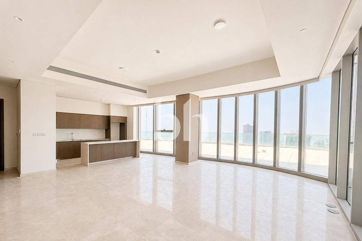 4 Bedroom Apartment in Grande - photo 2