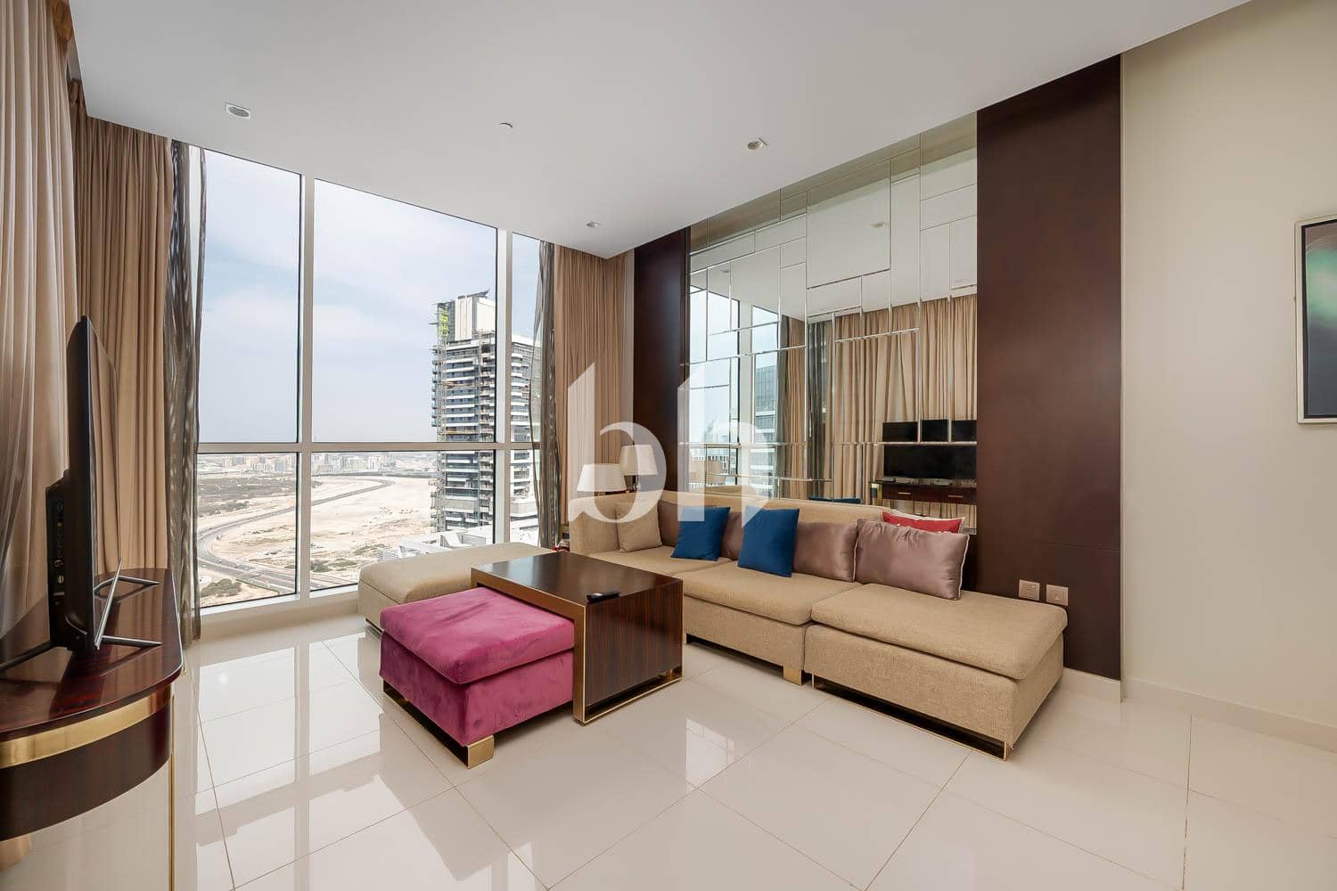 3 Bedroom Apartment in Upper Crest - photo 1