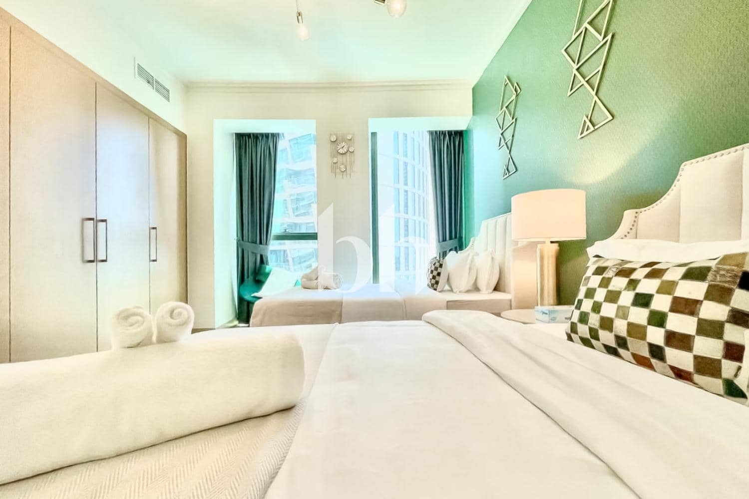 3 Bedroom Apartment in Burj Vista Tower 1 - photo 2