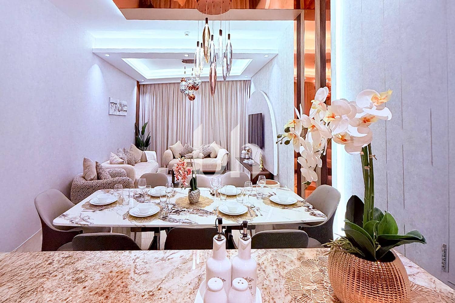 3 Bedroom Apartment in Imperial Avenue - photo 1