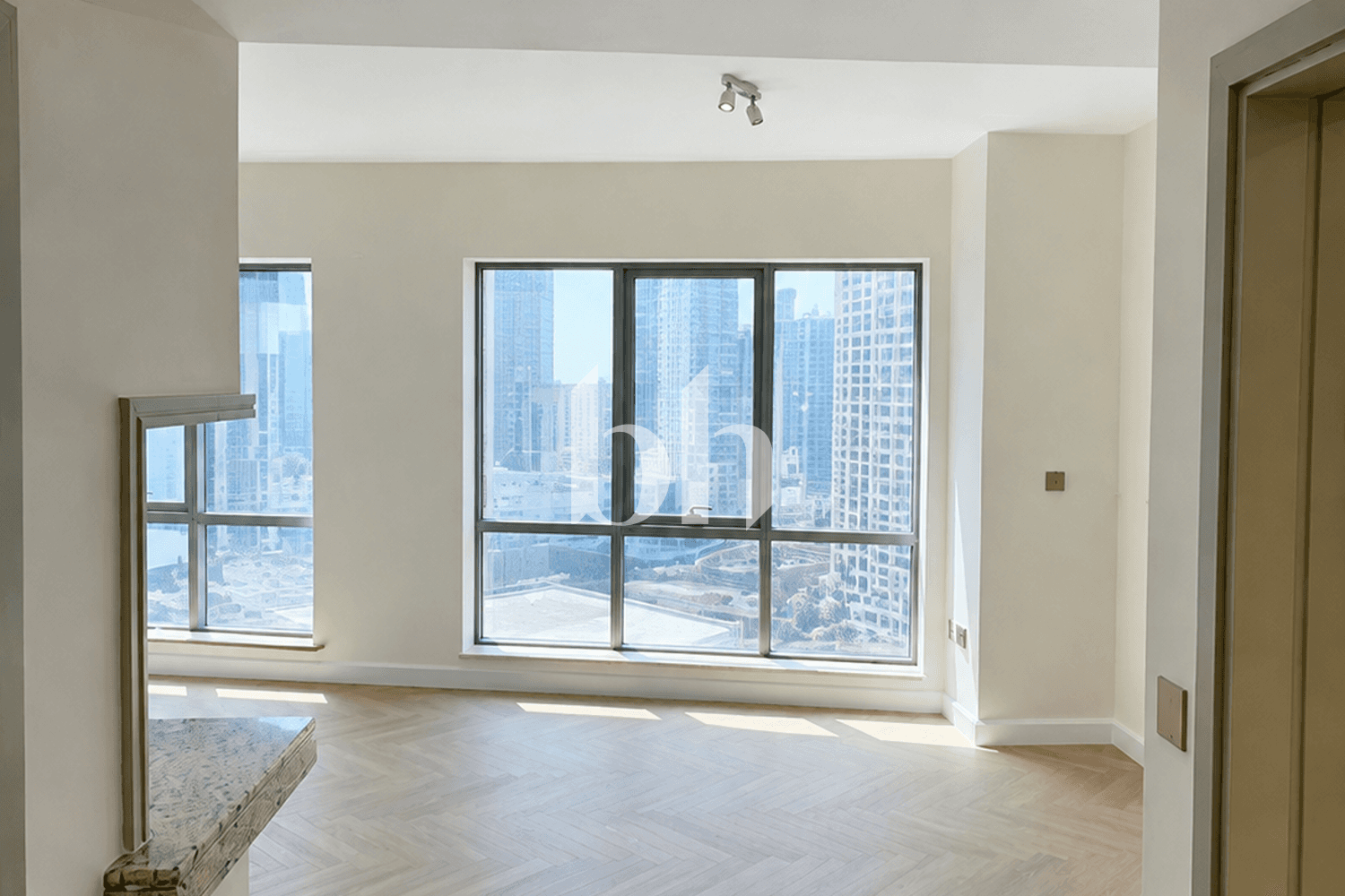 1 Bedroom Apartment in South Ridge 3