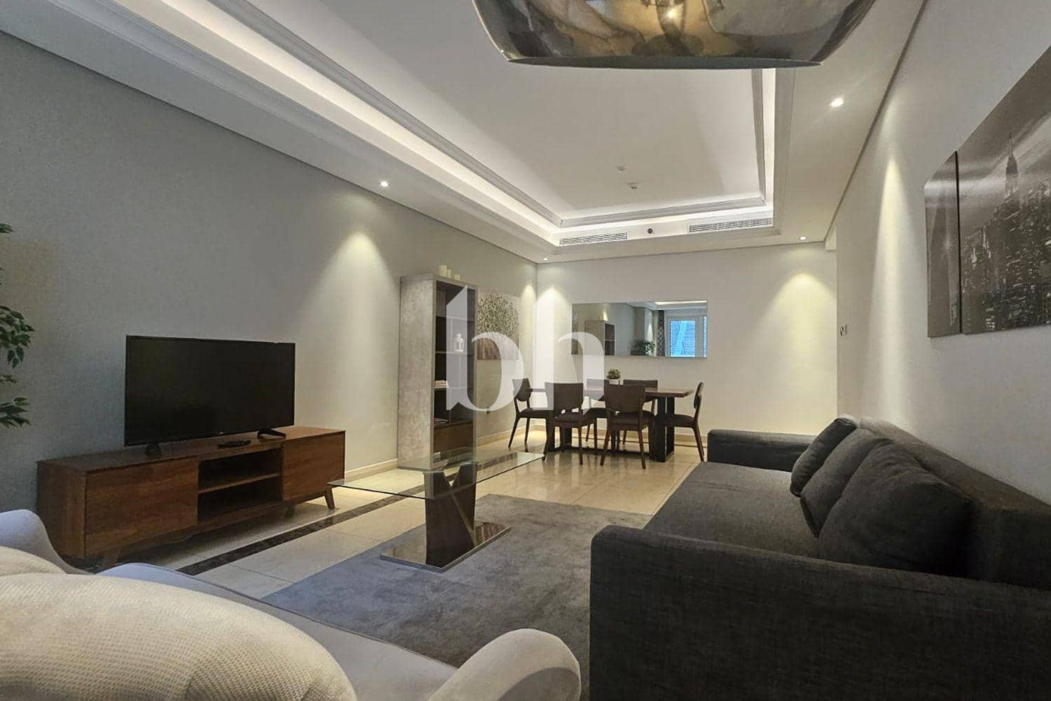 2 Bedroom Apartment in Mon Reve