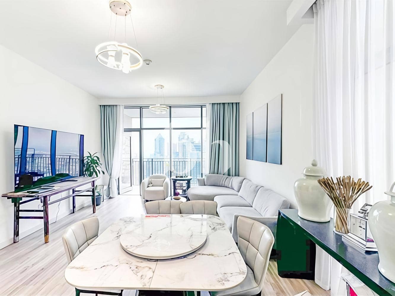 2 Bedroom Apartment in Boulevard Crescent Tower 1