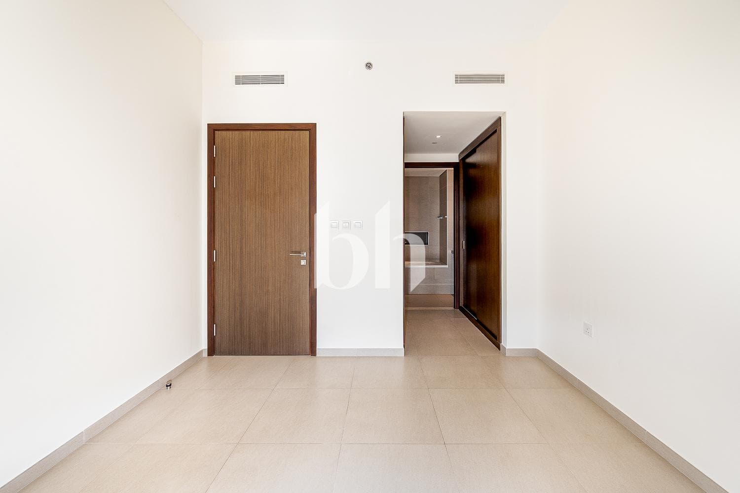 1 Bedroom Apartment in BLVD Heights Tower 2 - photo 1