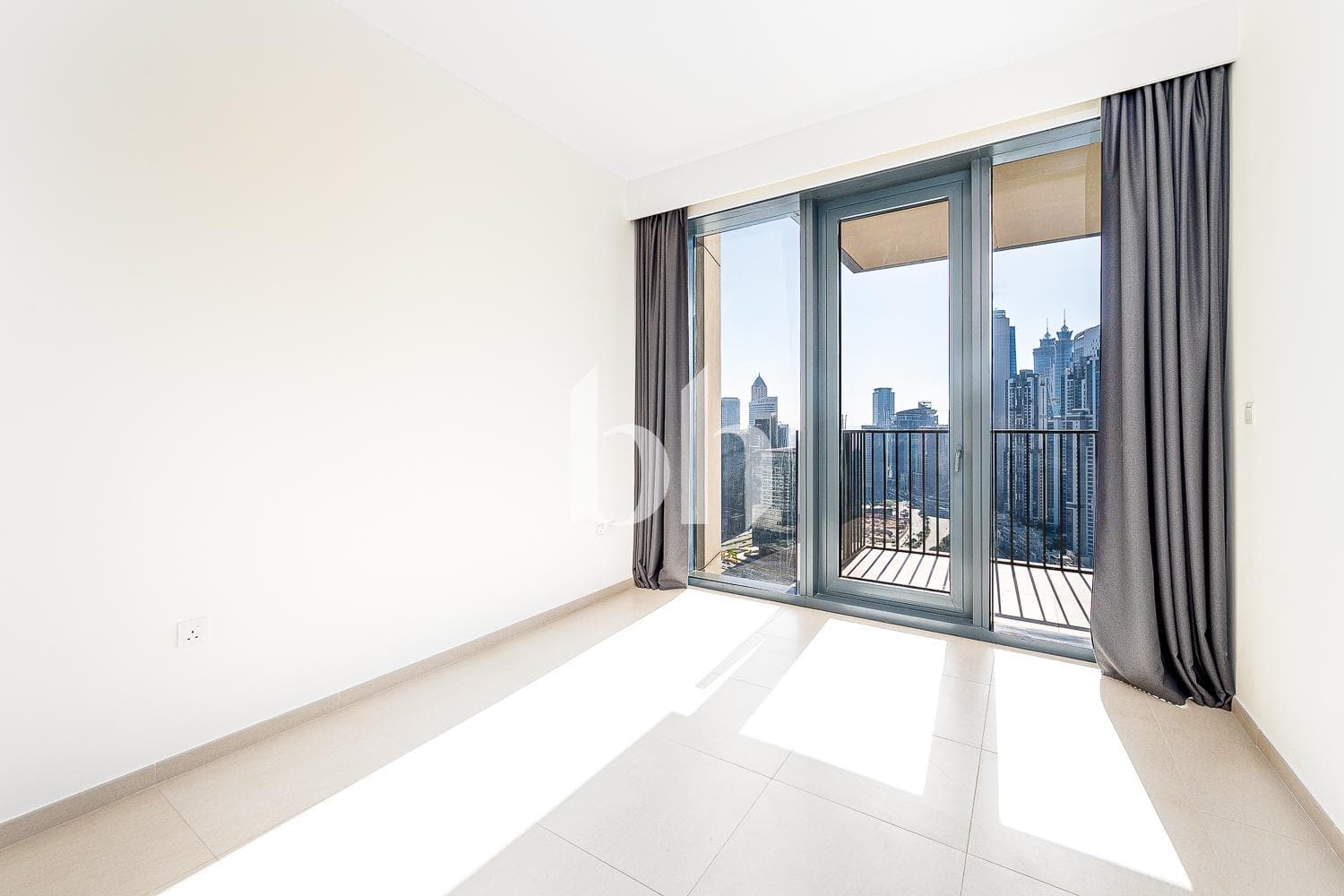 1 Bedroom Apartment in BLVD Heights Tower 2 - photo 2