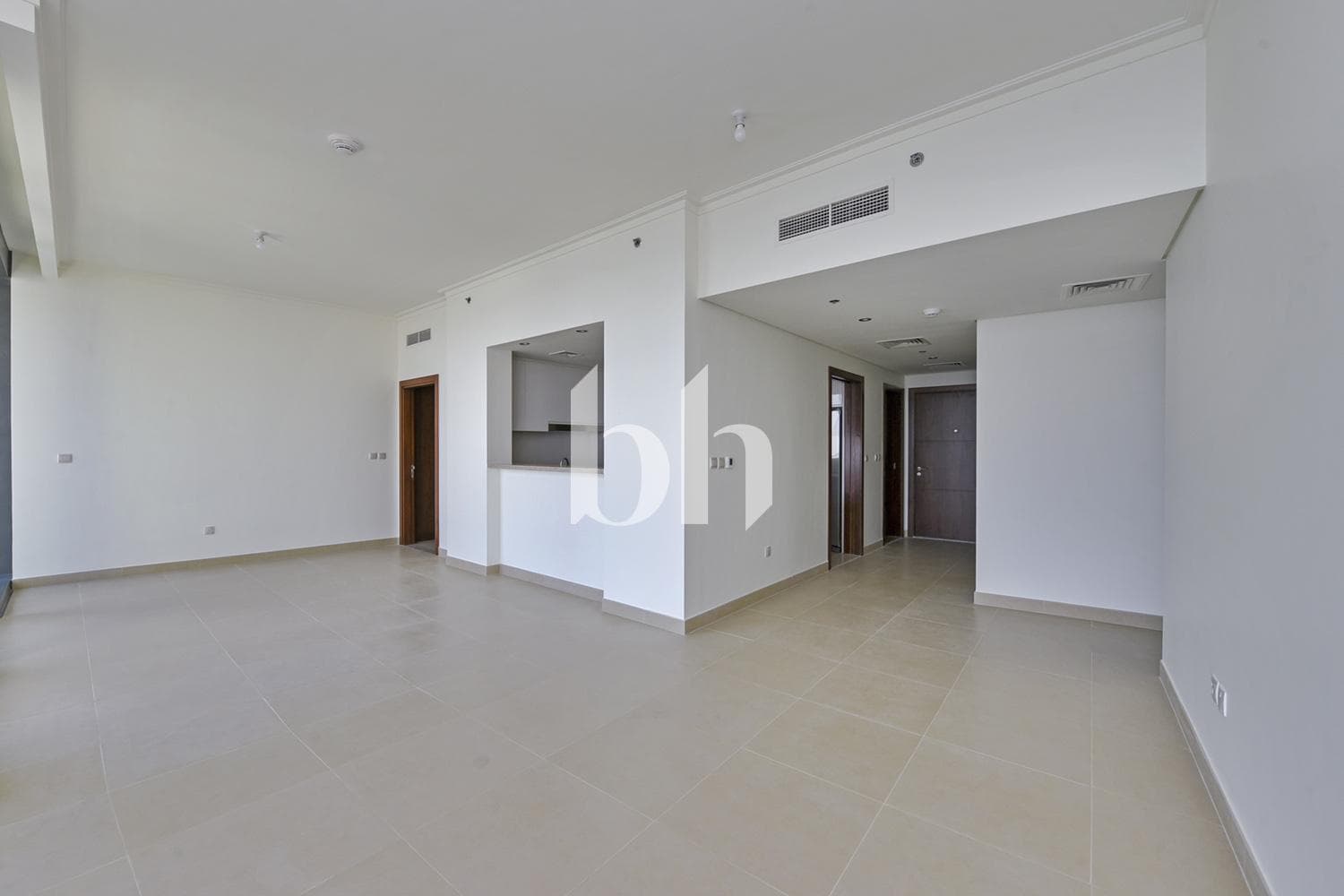 3 Bedroom Apartment in Burj Vista Tower 1 - photo 2