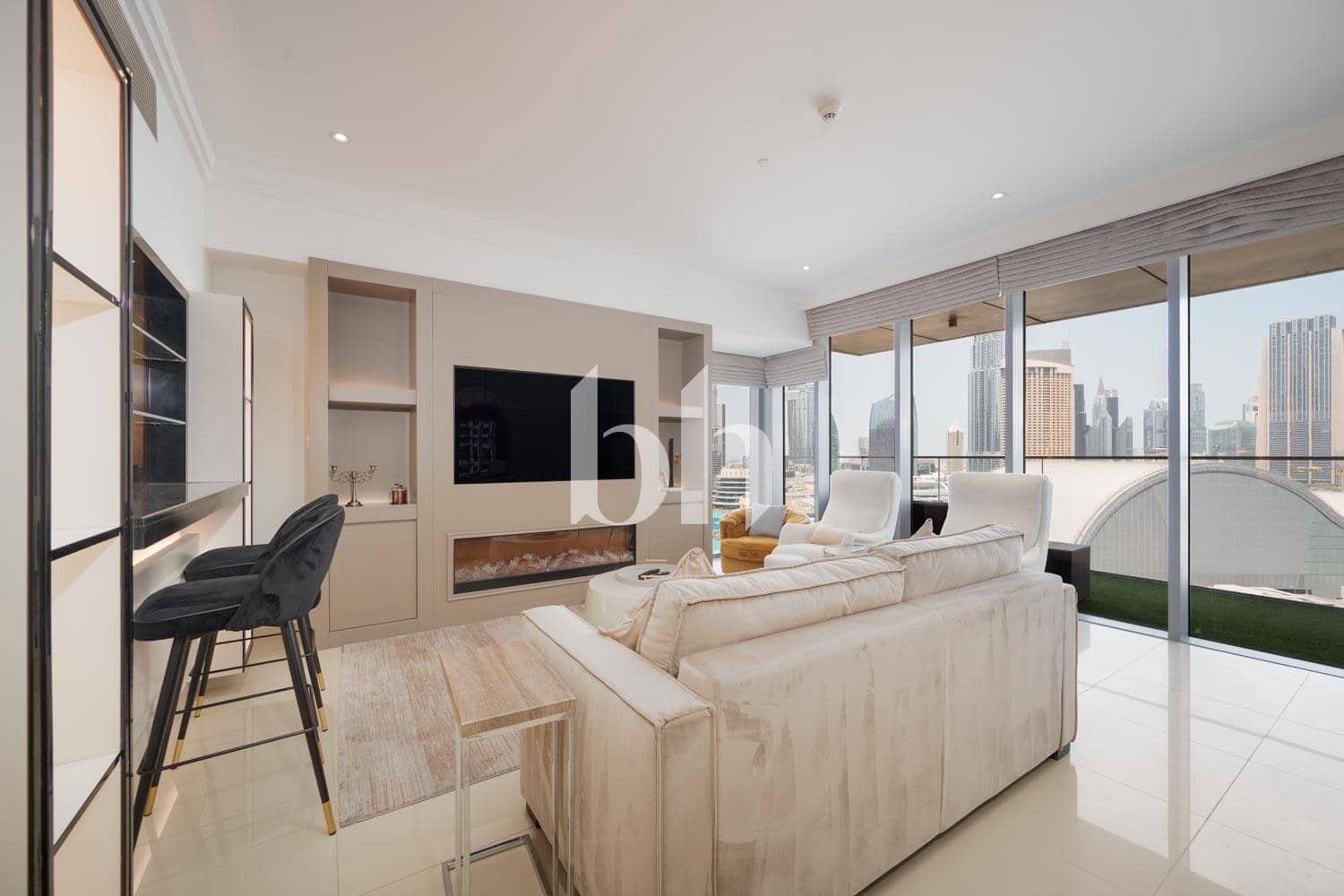 2 Bedroom Apartment in Boulevard Point - photo 2