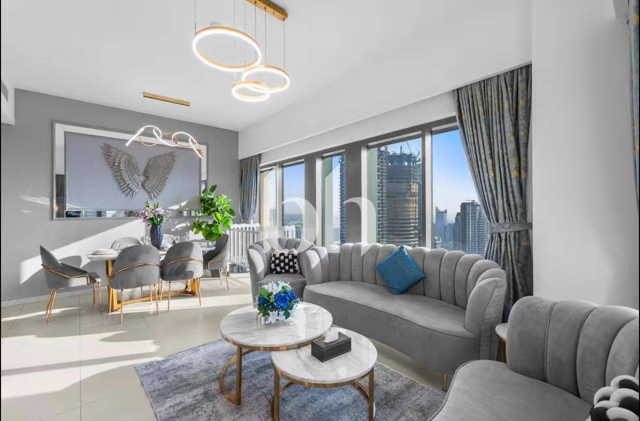 3 Bedroom Apartment in Burj Royale - photo 2