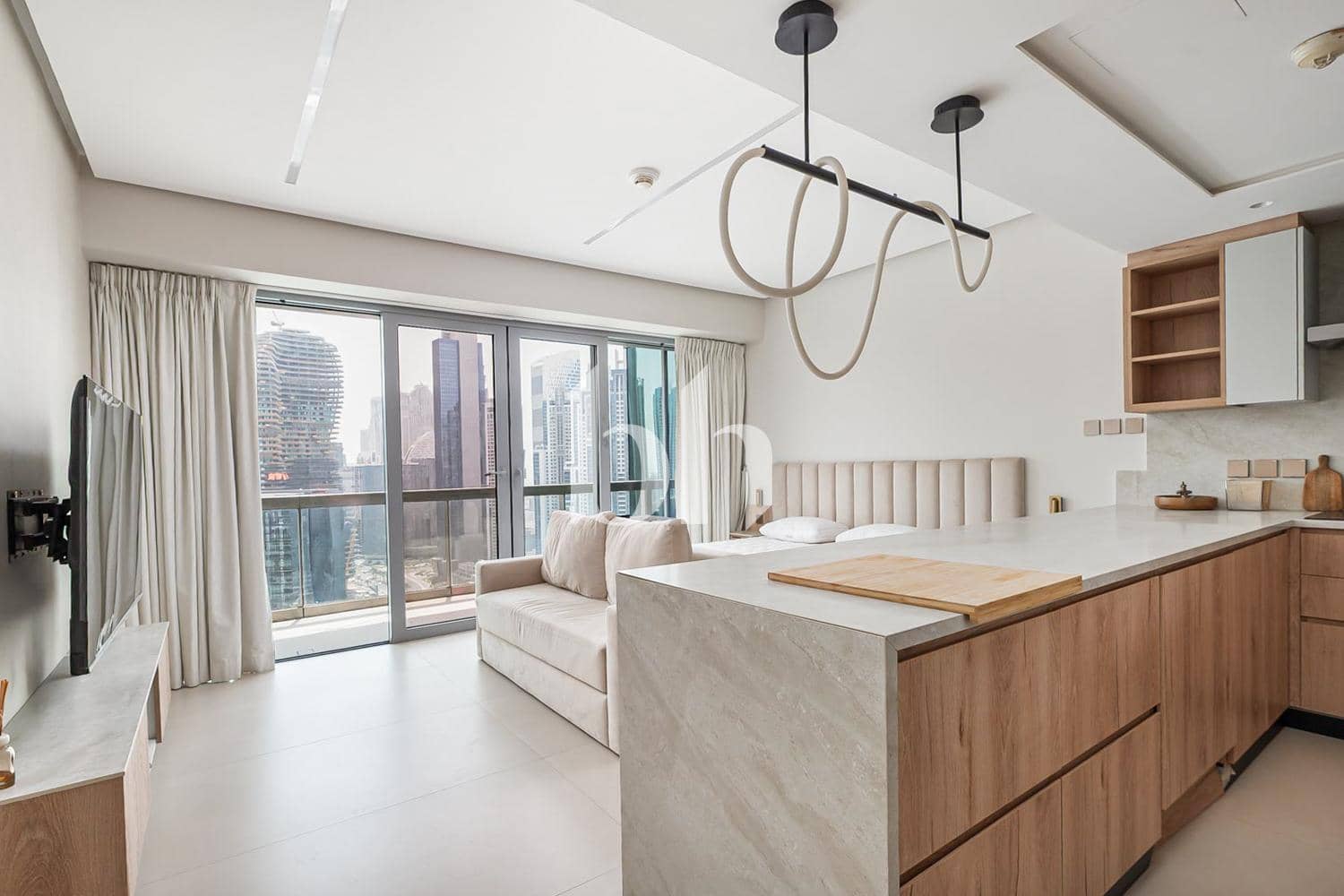 Studio Apartment in 8 Boulevard Walk - photo 1