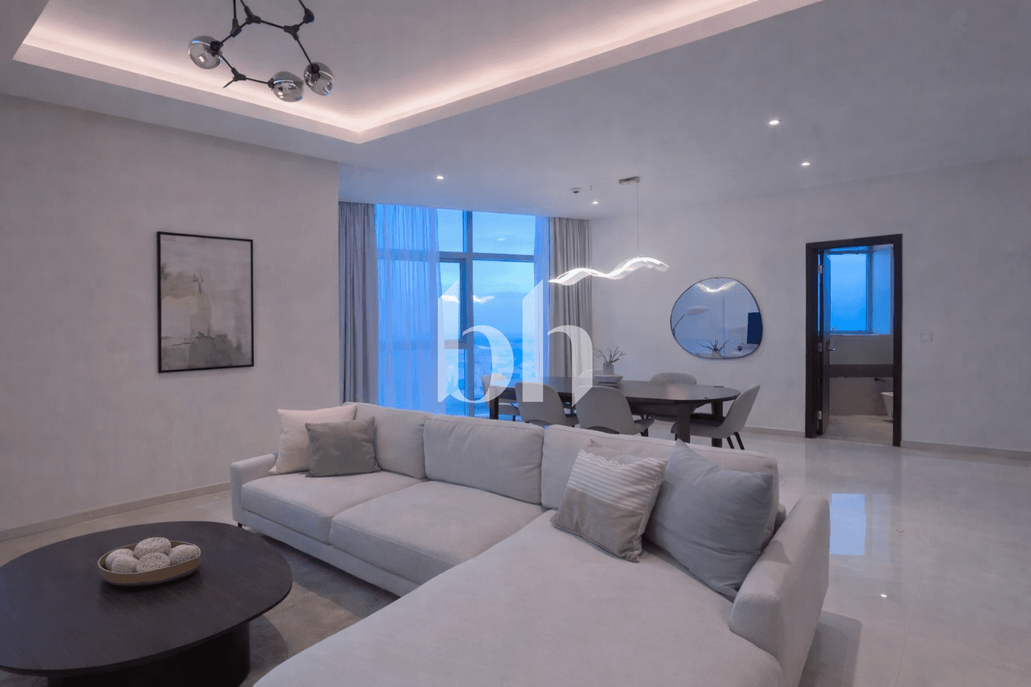 3 Bedroom Apartment in Imperial Avenue - photo 2