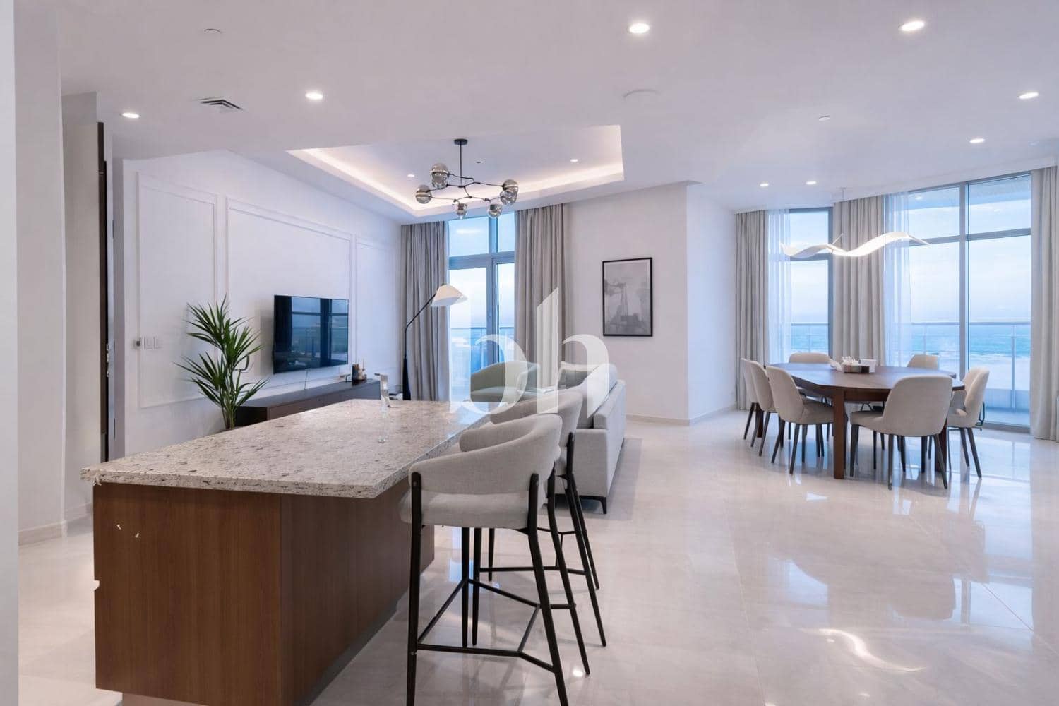 3 Bedroom Apartment in Imperial Avenue - photo 1