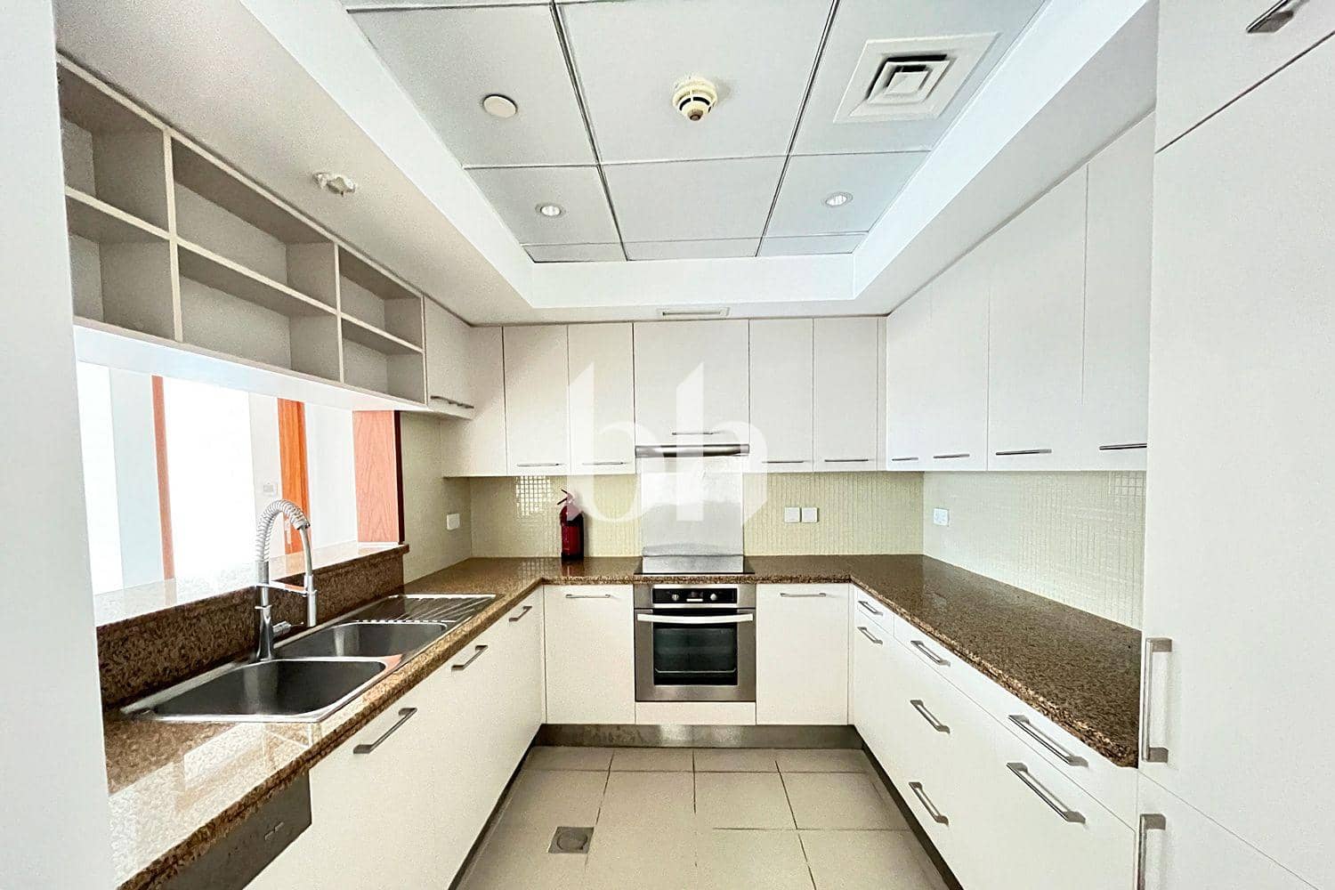 1 Bedroom Apartment in Boulevard Central Tower 1 - photo 1