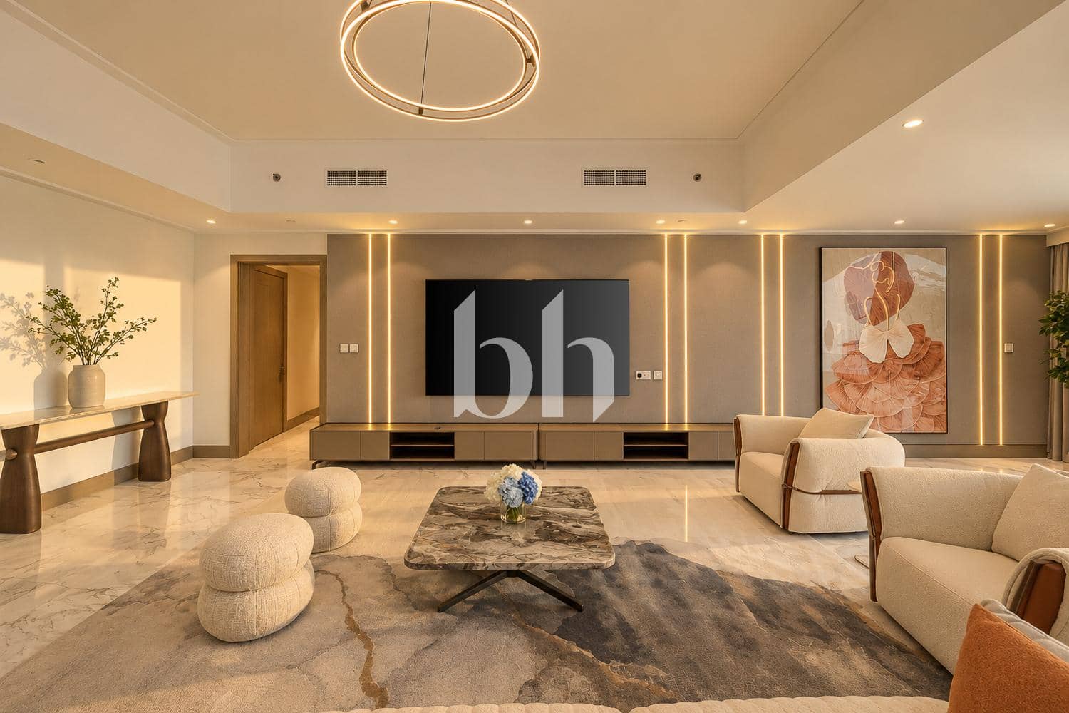 5 Bedroom Apartment in Opera Grand - photo 1