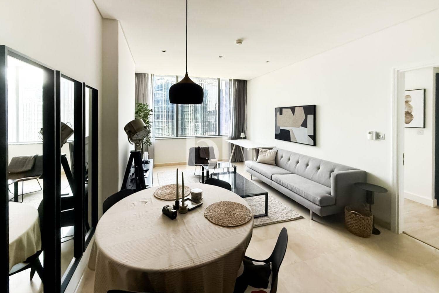 1 Bedroom Apartment in Sky Gardens - photo 2