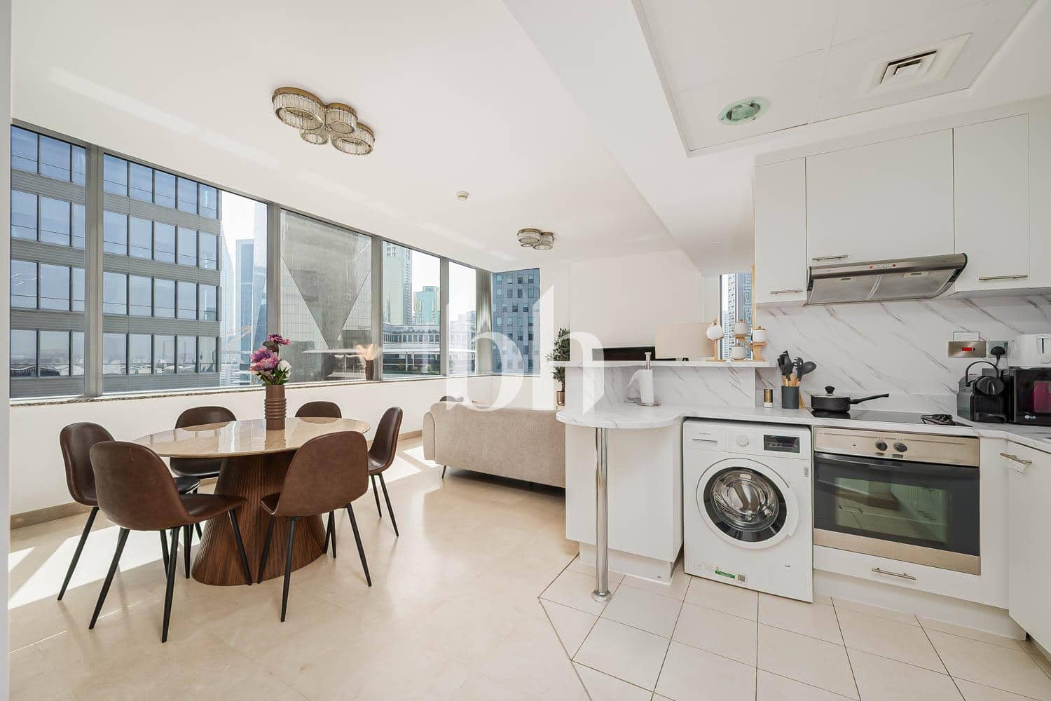 2 Bedroom Apartment in Sky Gardens - photo 2
