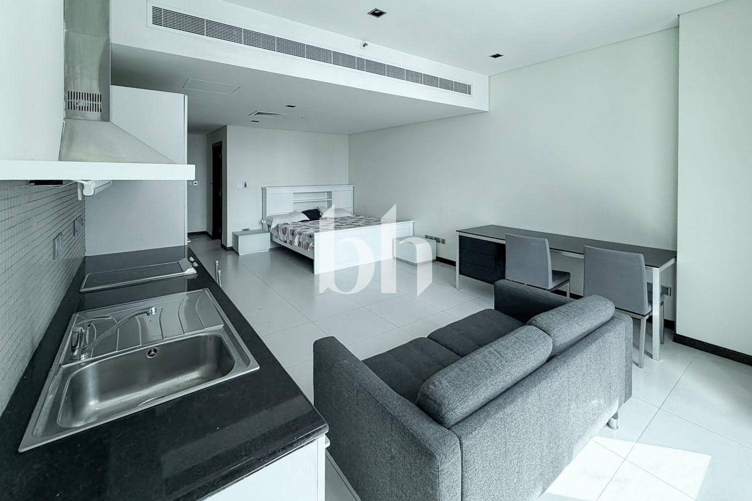 Studio Apartment in Liberty House