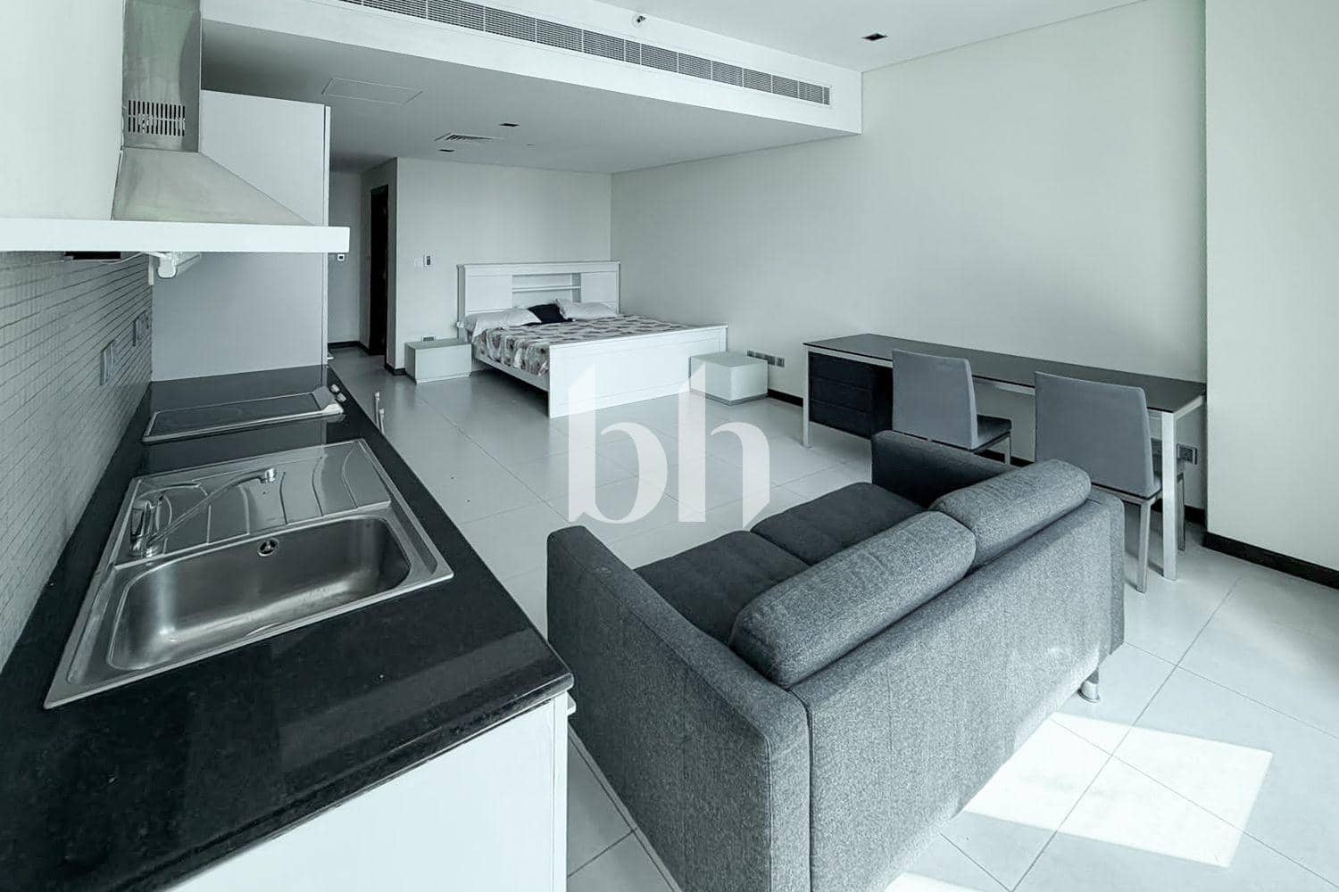 Studio Apartment in Liberty House - photo 1