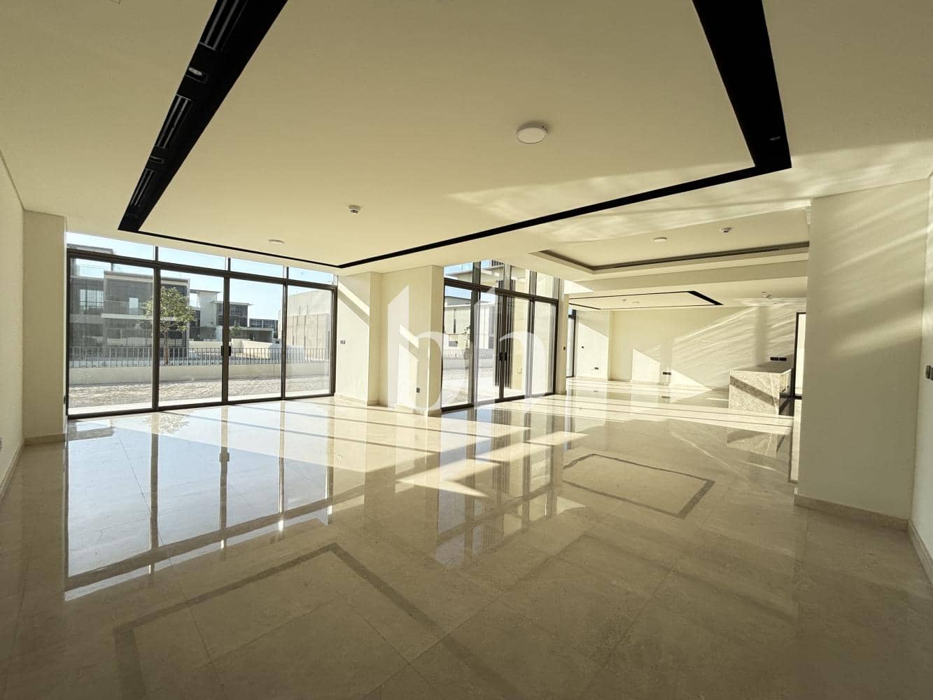 5 Bedroom Villa in Golf Place 2 - photo 2