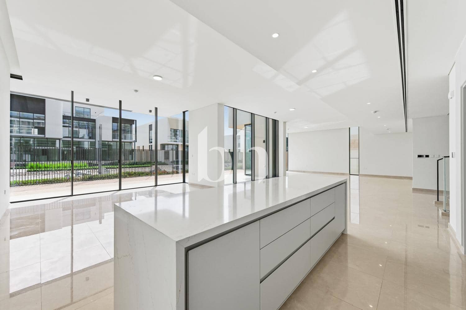 5 Bedroom Villa in Address Hillcrest - photo 1