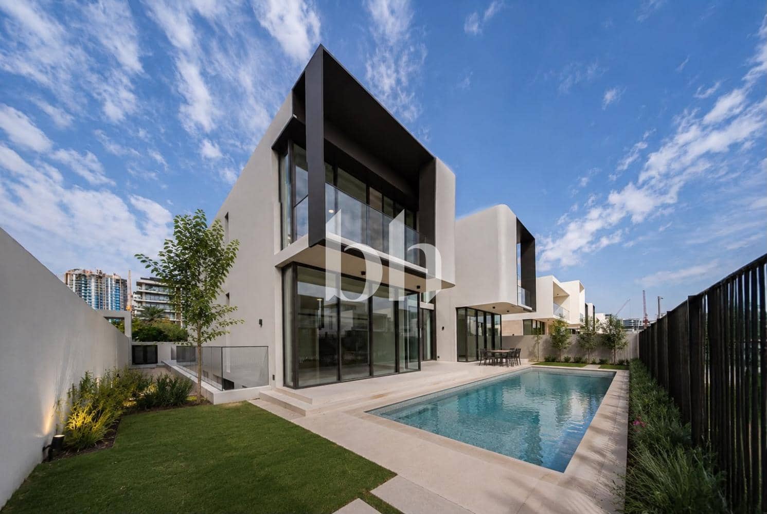 5 Bedroom Villa in Address Hillcrest