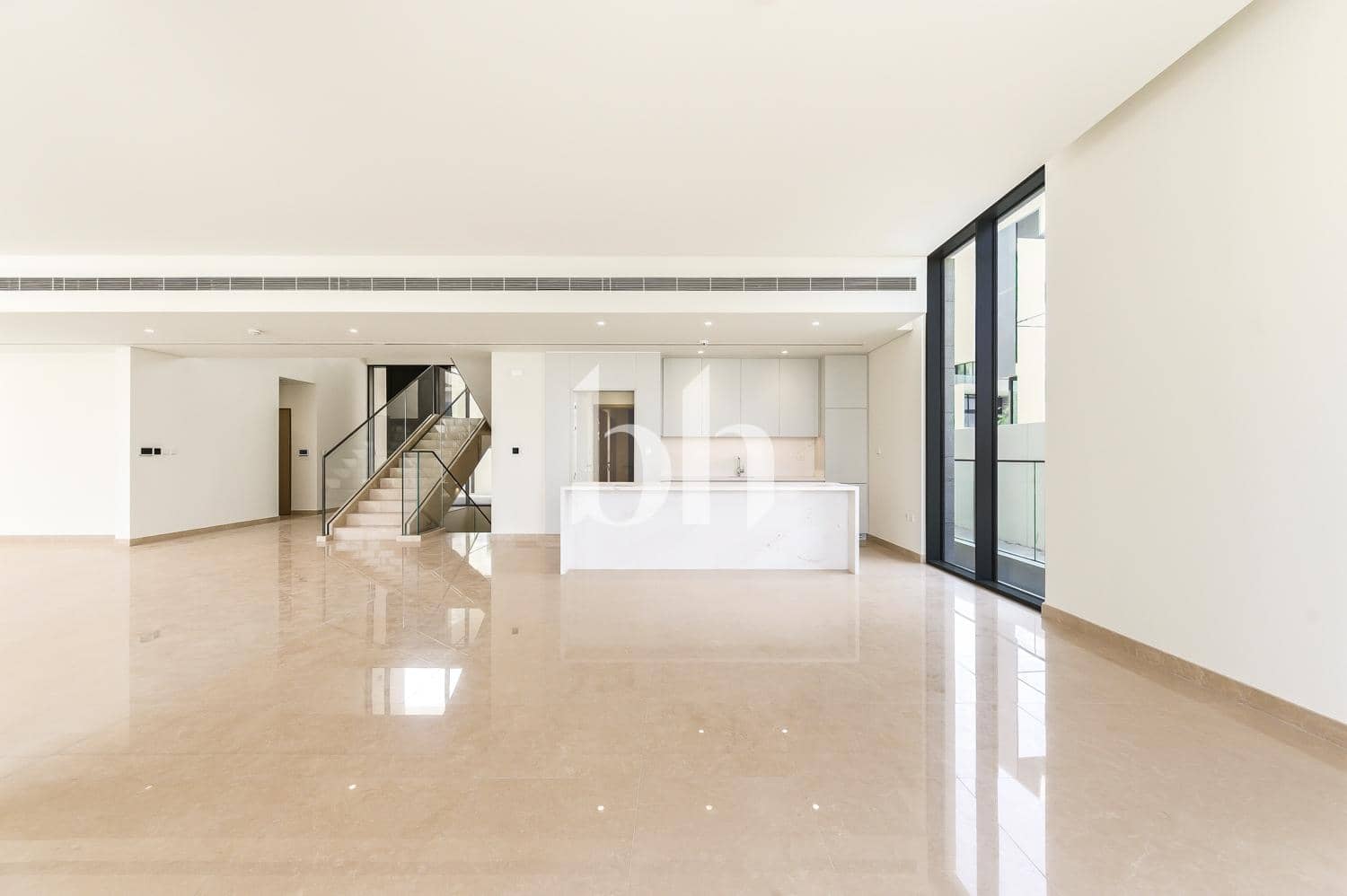 5 Bedroom Villa in Address Hillcrest - photo 1
