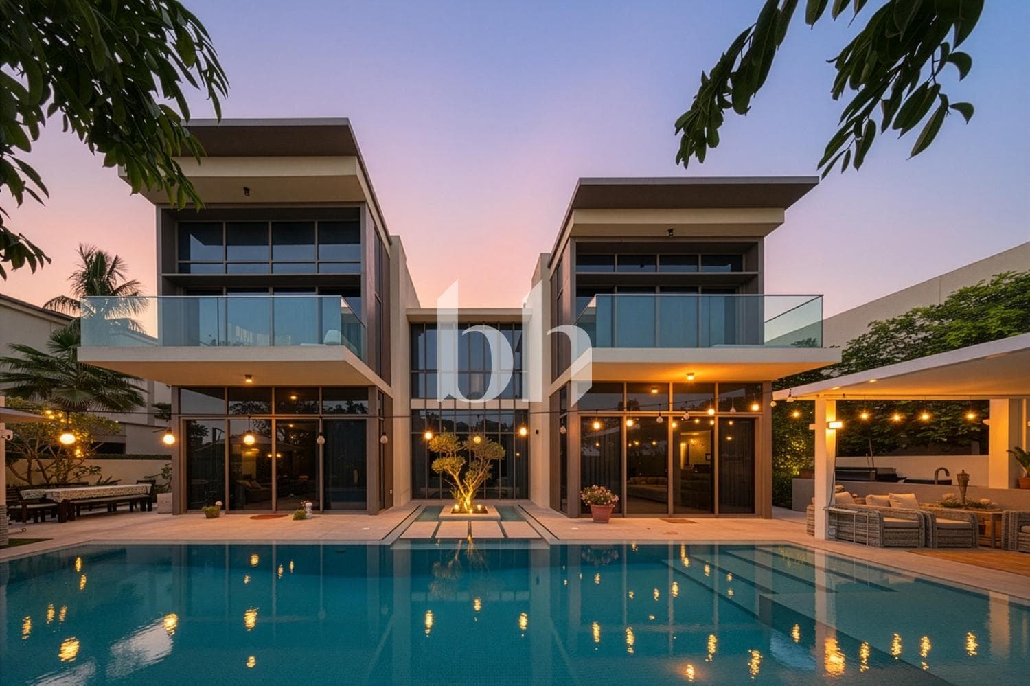 5 Bedroom Villa in Golf Place 1