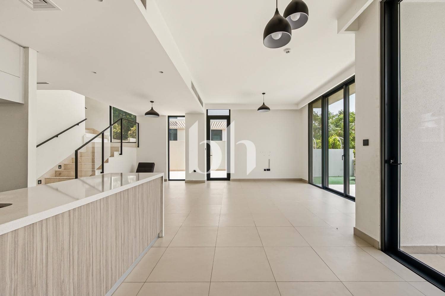 3 Bedroom Villa in Golf Grove - photo 2