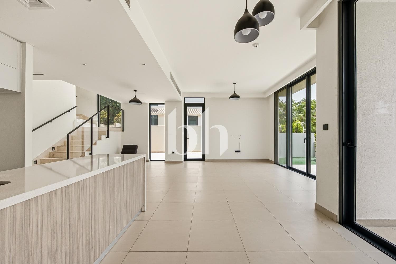 3 Bedroom Villa in Golf Grove - photo 2