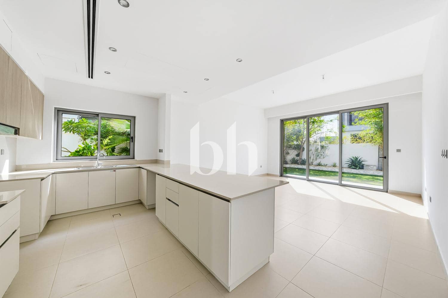 3 Bedroom Villa in Sidra Villas II - photo 2