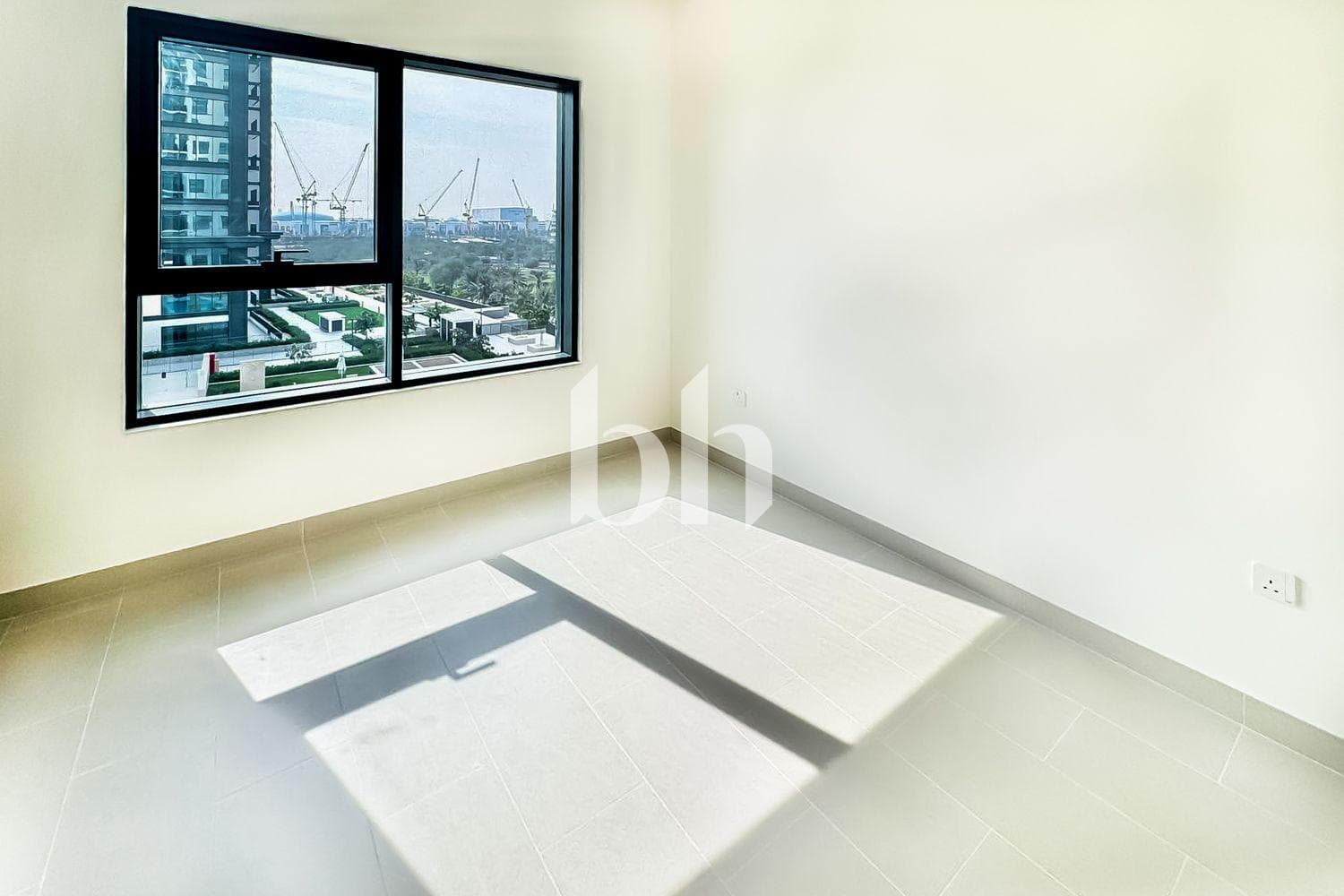 2 Bedroom Apartment in Park Field Tower 2 - photo 2