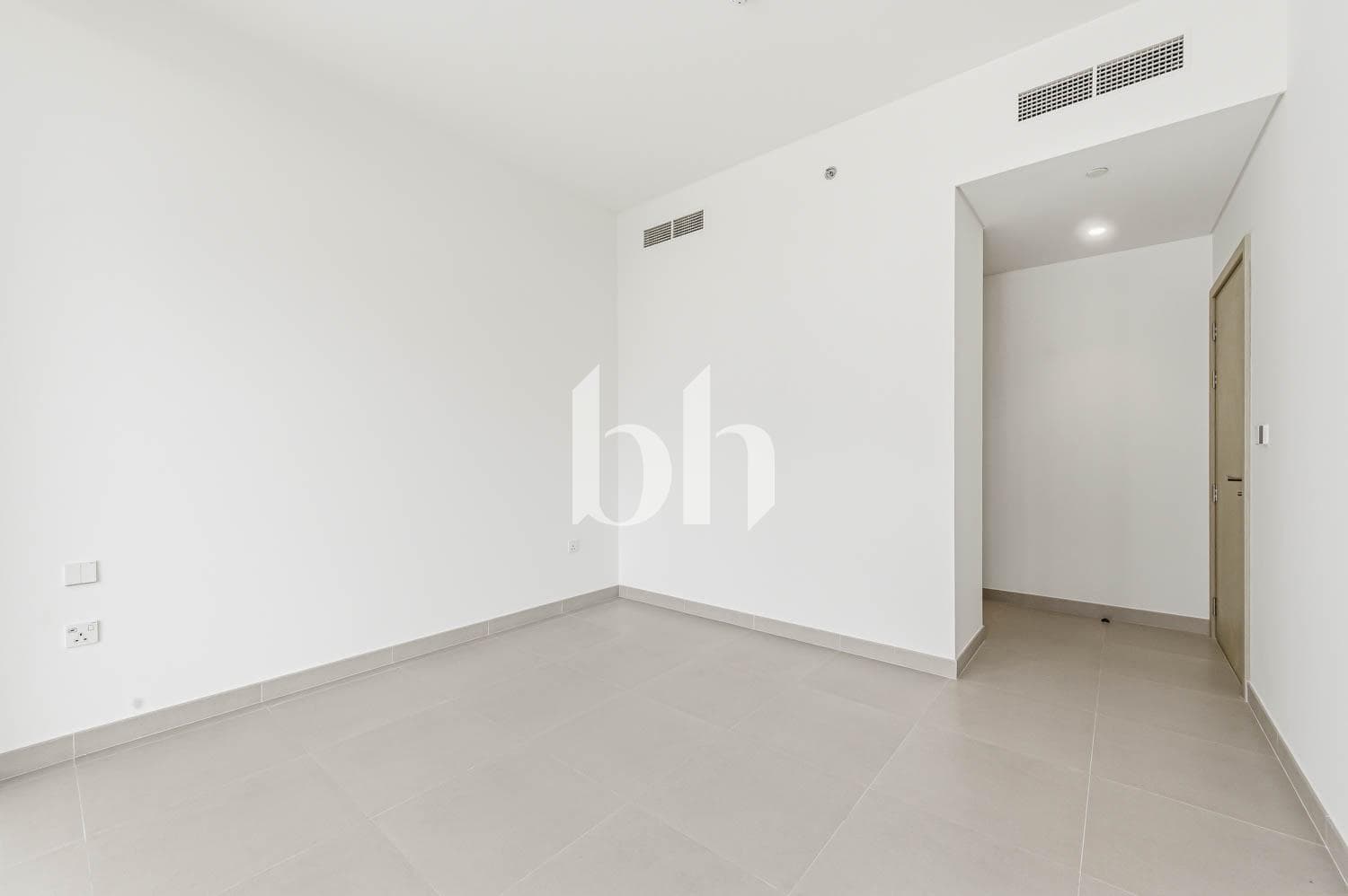 2 Bedroom Apartment in Golf Grand