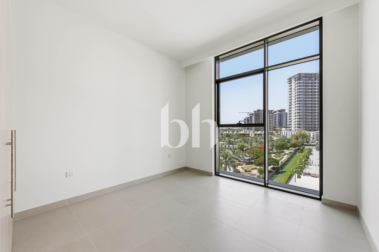 2 Bedroom Apartment in Golf Grand - photo 1