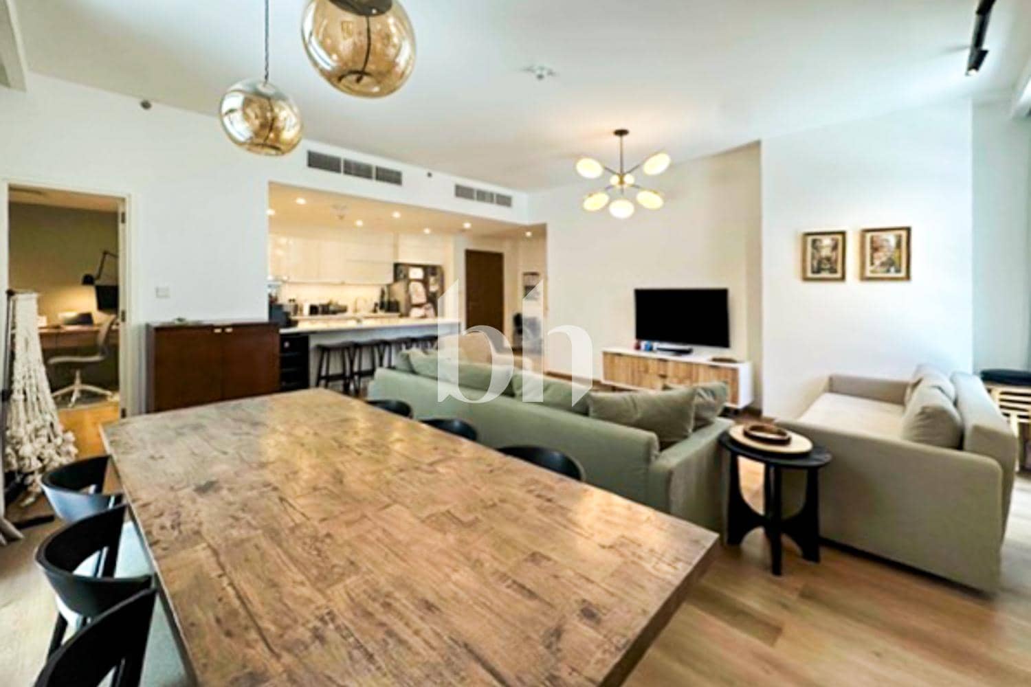 3 Bedroom Apartment in Park Point Building D - photo 2