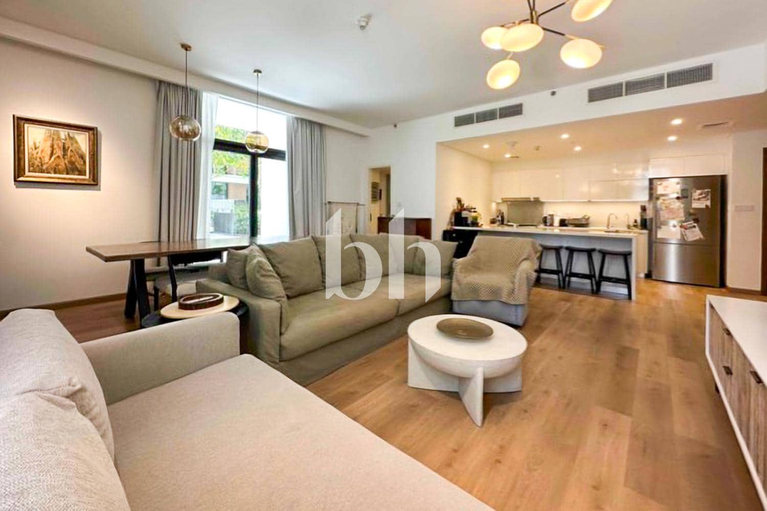 3 Bedroom Apartment in Park Point Building D - photo 1