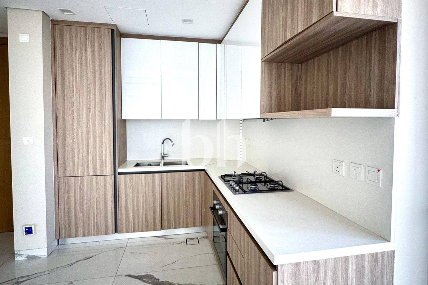 1 Bedroom Apartment in Pinnacle - photo 1