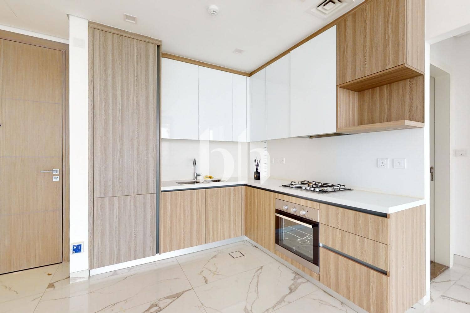 1 Bedroom Apartment in Pinnacle - photo 1