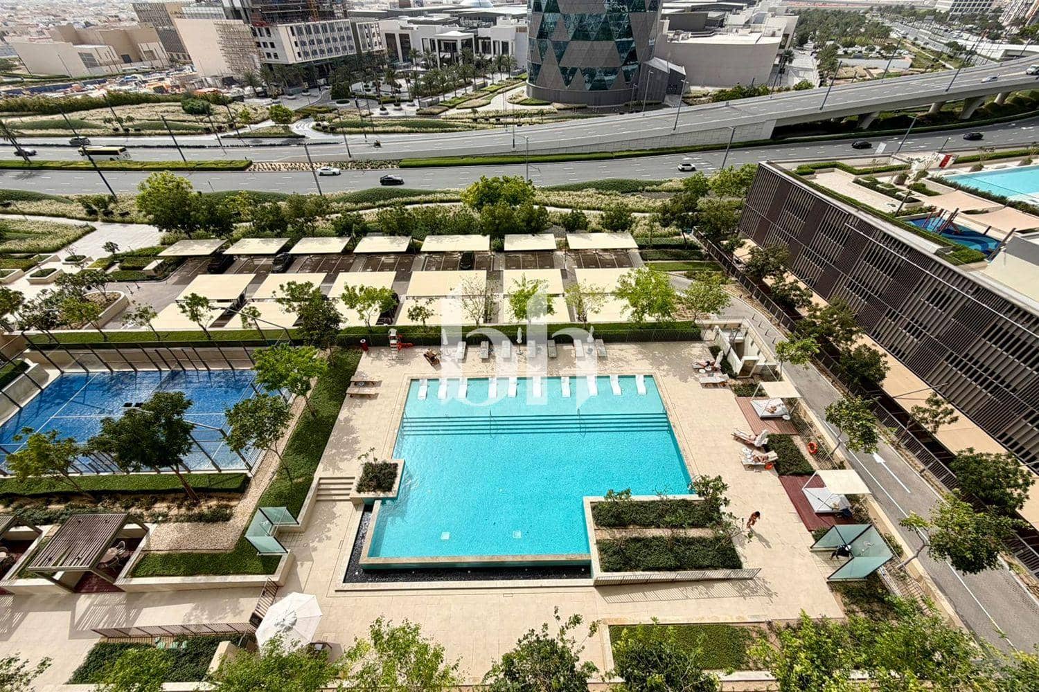2 Bedroom Apartment in Collective Tower 2